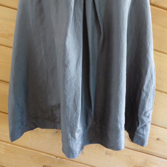 Eileen Fisher Gray 100% Silk Beaded Lined Cami Sleeveless Tank Top Relax Fit M - Picture 4 of 10